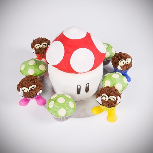 amy_mushroom_low Nintendo Mushroom cake Nitendo mushroom 1up mario goomba cake baking